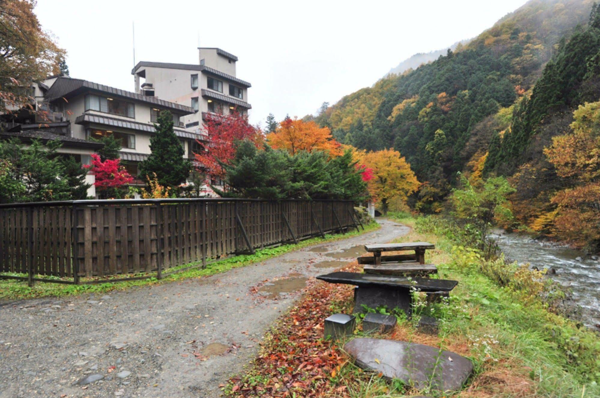 Hotel Minakamisansou Esterno foto