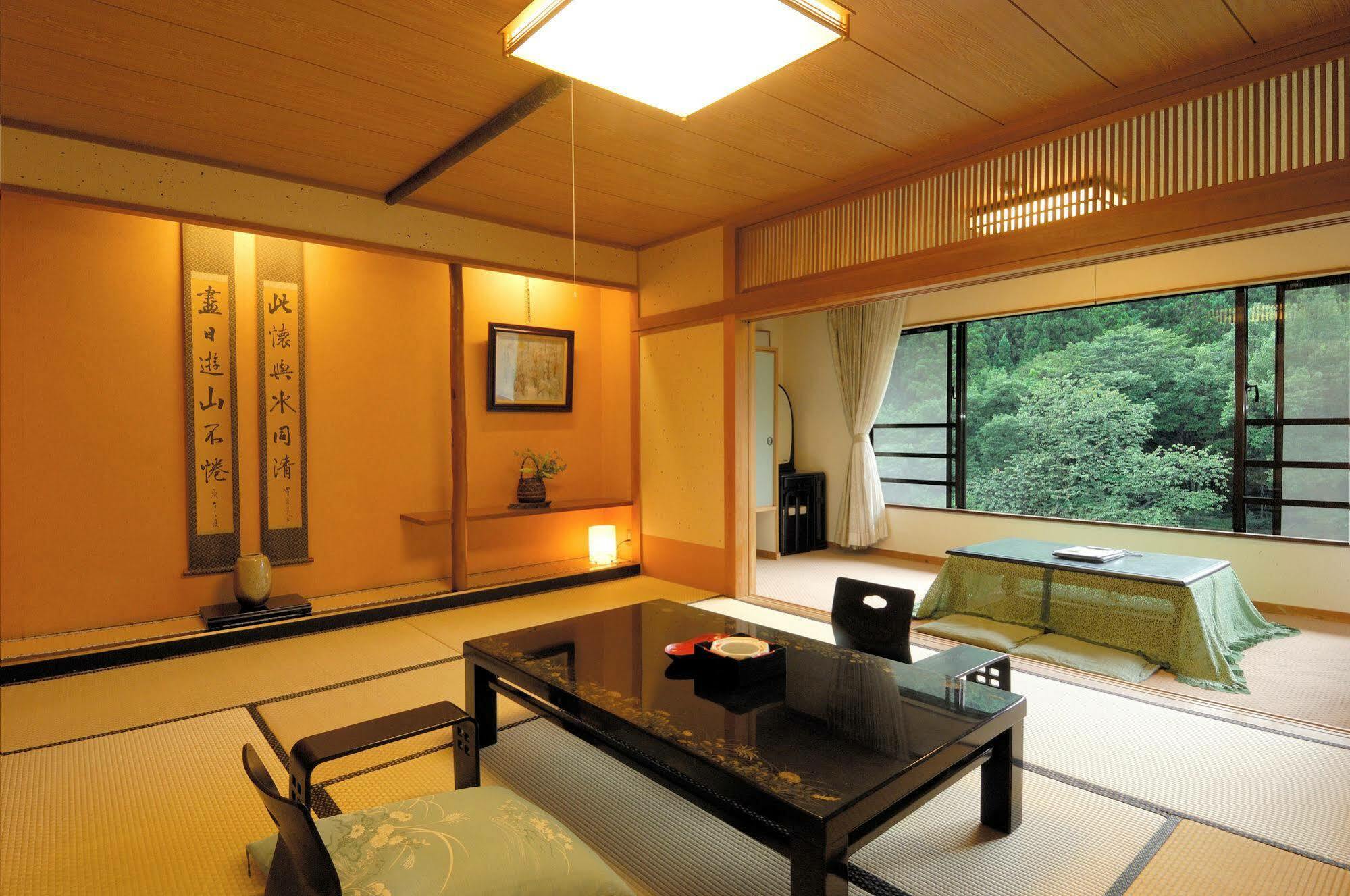 Hotel Minakamisansou Esterno foto